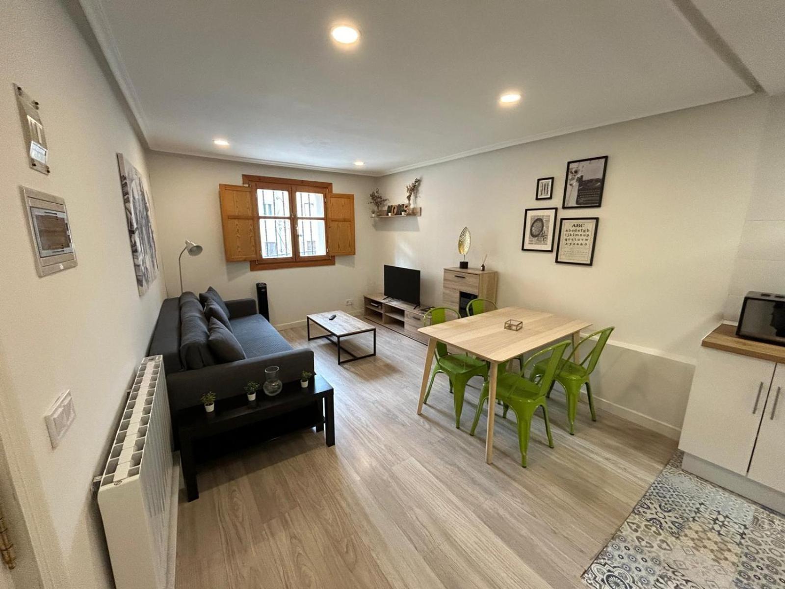 Apartamento Con Encanto En Casco Historico De Burgo Eksteriør billede